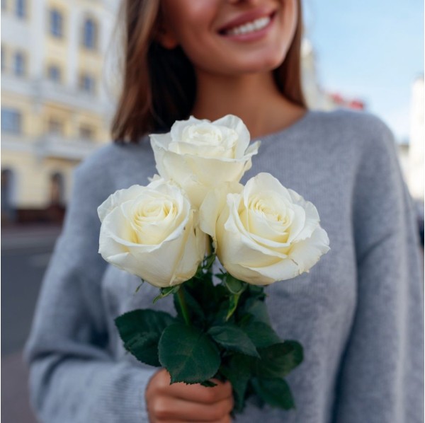 3 розы без упаковки