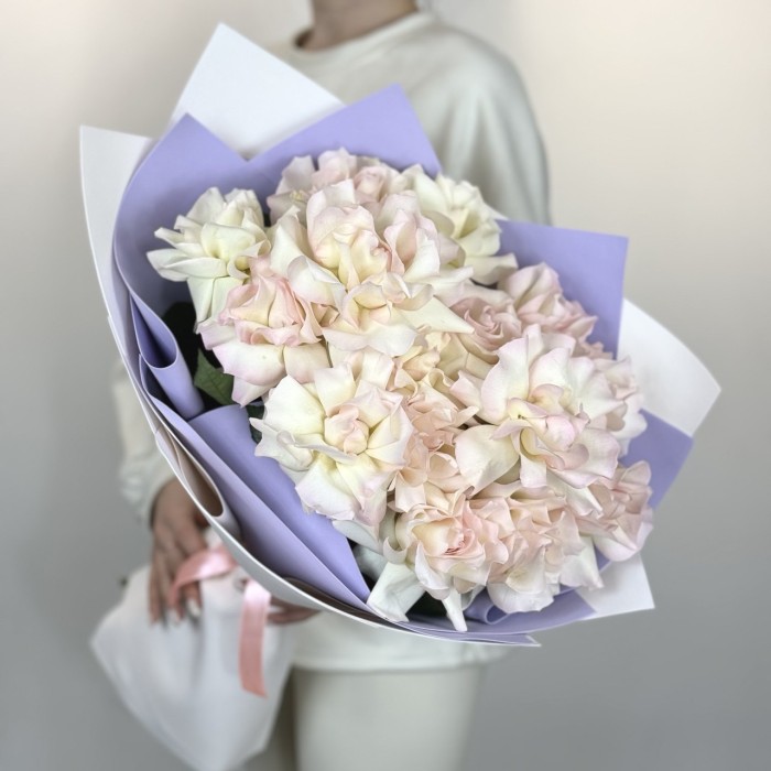 Букет 15 белых французских роз