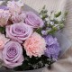 3 сиреневые розы с гвоздикой и альстромерией